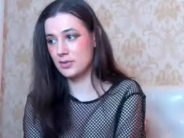 Juliahunts  live sex cam