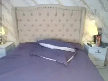Nikky__1  live sex cam