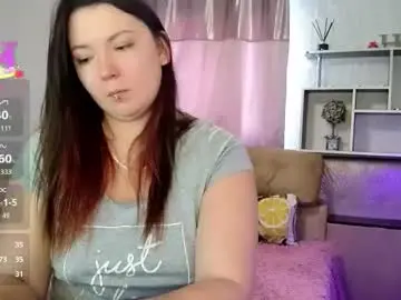 Semisweetdream  live sex cam