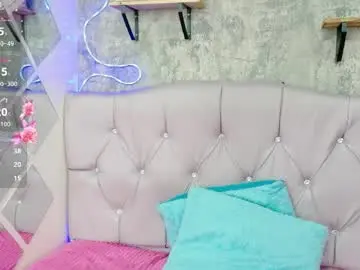 Sophia_xoxo1  live sex cam