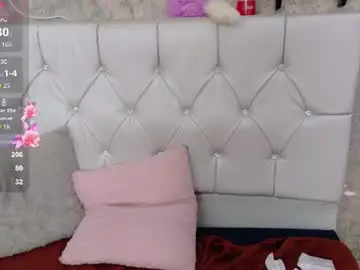 Sophia_xoxo1  live sex cam