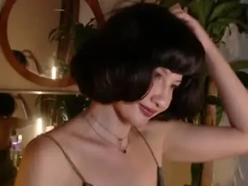 Wanderwhitch  live sex cam