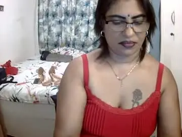 Wetindian1971  live sex cam
