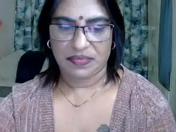 Wetindian1971  live sex cam
