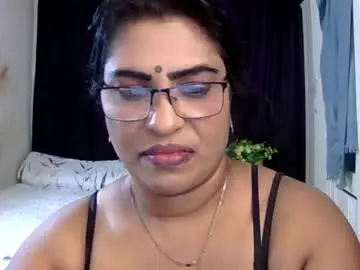 Wetindian1971  live sex cam