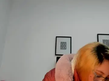 Abbymorelly  live sex cam