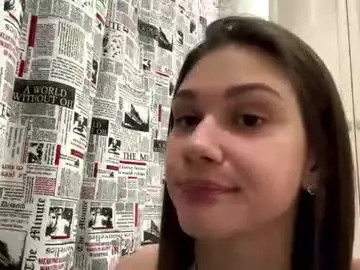 Alysastuddiford  live sex cam