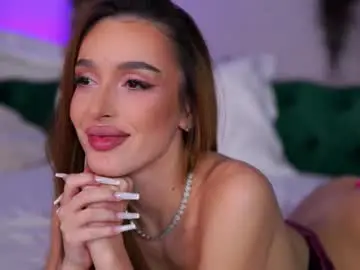 Clarabenatti  live sex cam