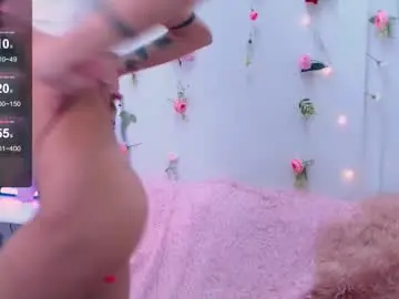 Holy_girl_x  live sex cam