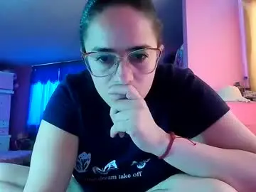 Karlita_29  live sex cam