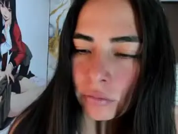 Missexxypri  live sex cam