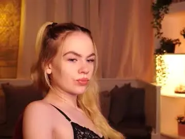 Snowbarbieee  live sex cam