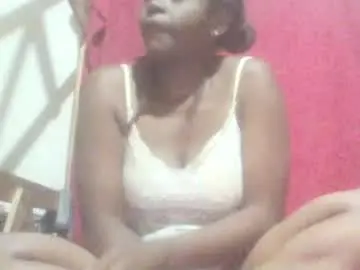 Vayanah317  live sex cam