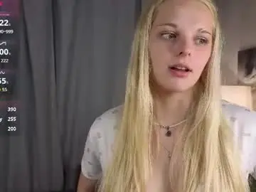 Veldaduer  live sex cam
