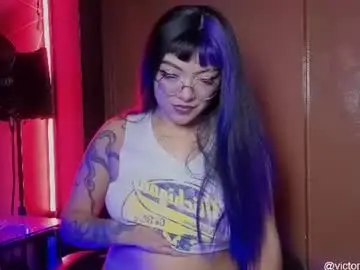 Victoriia_thompson  live sex cam