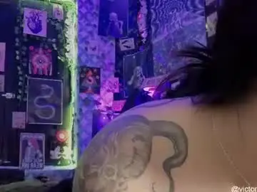 Victoriia_thompson  live sex cam