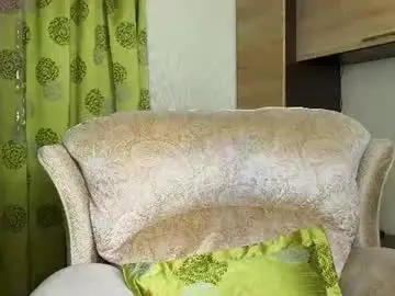 Adelina_cowell  live sex cam