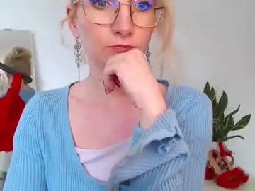 Cinderellamoon  live sex cam