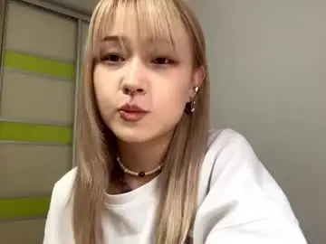 Debbisomogye  live sex cam