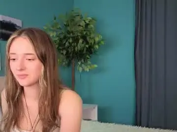 Emiliaray_  live sex cam