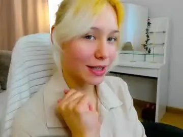 Emilytrase  live sex cam