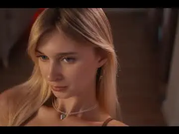 Esmereal  live sex cam