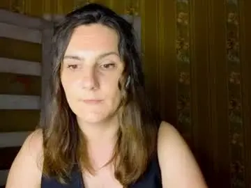 Hey_buddie  live sex cam