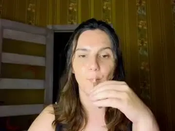 Hey_buddie  live sex cam