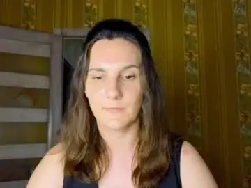 Hey_buddie  live sex cam