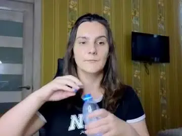 Hey_buddie  live sex cam