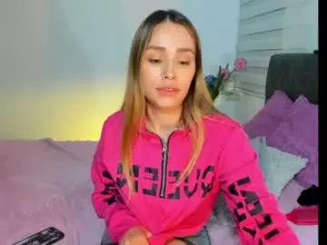 Khaleesy95  live sex cam
