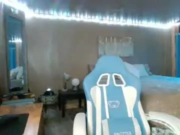 Mavismable  live sex cam