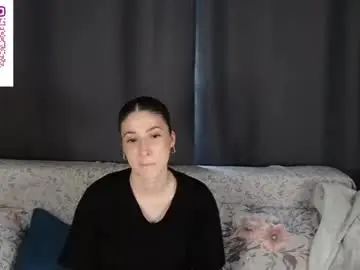 Yayfine  live sex cam