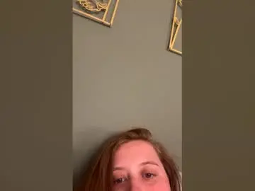 Barefootbabydoll96  live sex cam