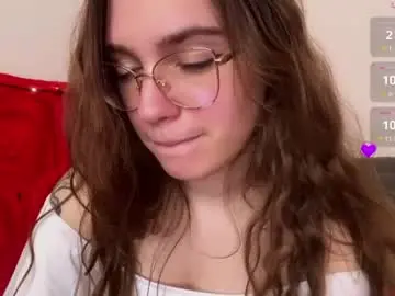 Charlalaroia  live sex cam