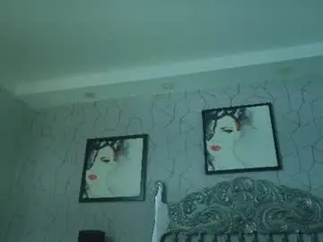 Genesisrayden  live sex cam