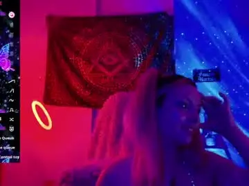 Goddessrubysnowbun  live sex cam