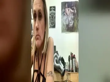 Lexijo25  live sex cam