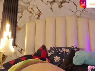 Molliebue1  live sex cam