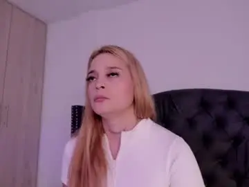 Nikiibrooks  live sex cam