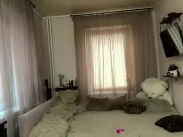 Shaynicolai  live sex cam
