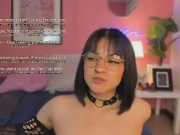Soysaraa_  live sex cam