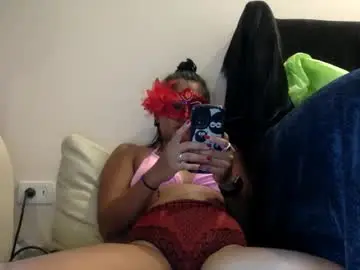 Thaimayple  live sex cam