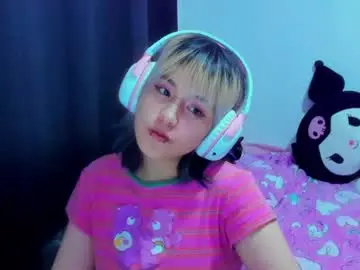 Azu_moure  live sex cam