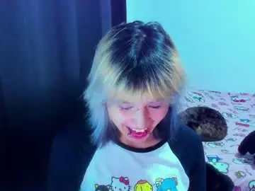 Azu_moure  live sex cam