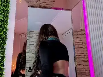 Emma_blackk_  live sex cam