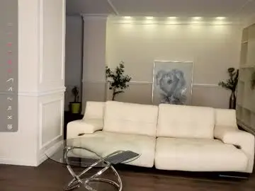 Kiaralaluce  live sex cam