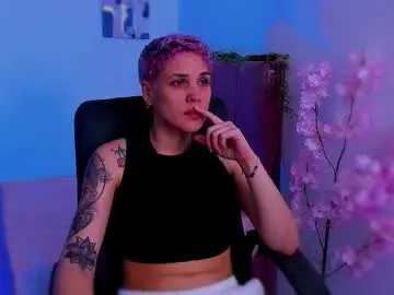 Laura_r23  live sex cam