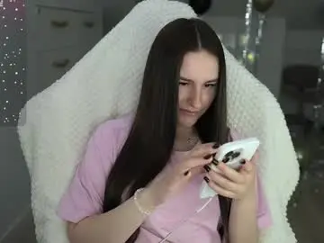 Lizzi_fox  live sex cam