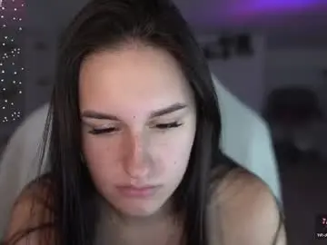 Lizzi_fox  live sex cam